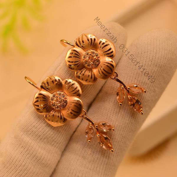 Gorgeous Flower Design Gold Plated Earrings for Girls/Women