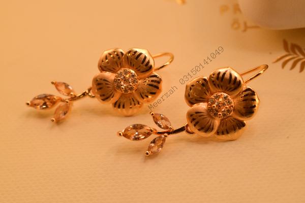 Gorgeous Flower Design Gold Plated Earrings for Girls/Women