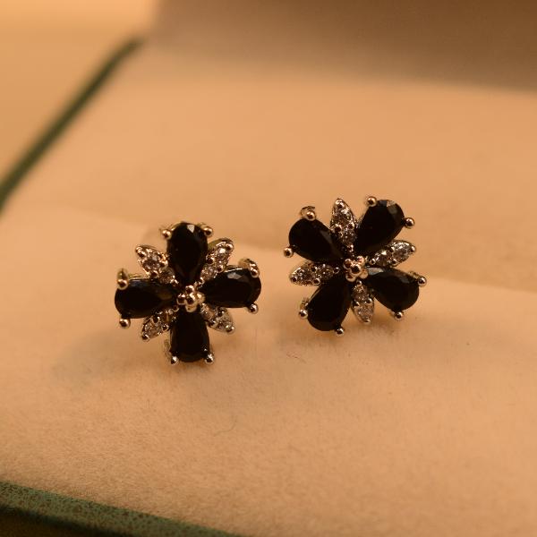 Gorgeous Flower Design Crystal Stones Silver Earrings for Girls/Women