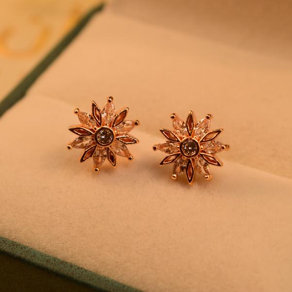 Elegant Design Crystal Stones Gold Plated Earrings for Girls/Women