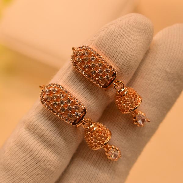 Unique Design Crystal Stones Gold Plated Earrings for Girls/Women