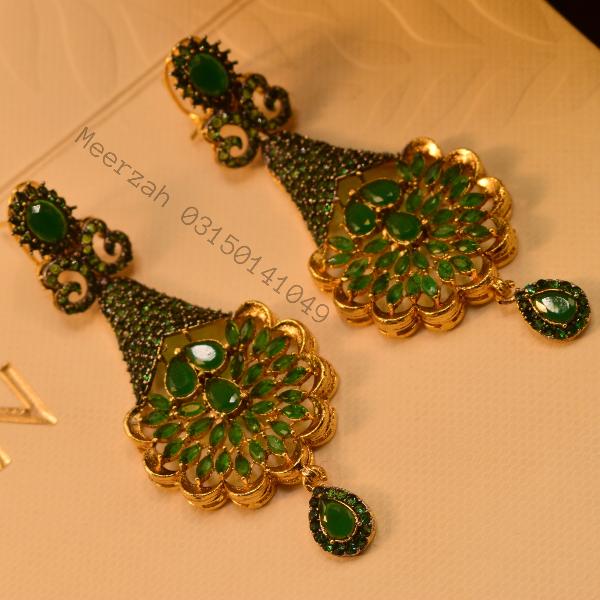 Fancy Unique Design Crystal Stones Gold Plated Earrings for Girls/Women