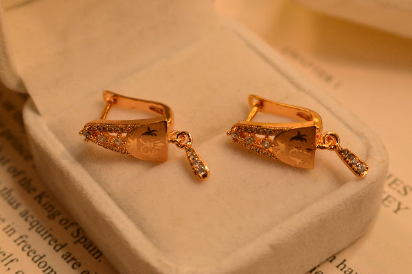 Glamorous Design Gold Plated Crystal Stones Earrings for Girls/Women