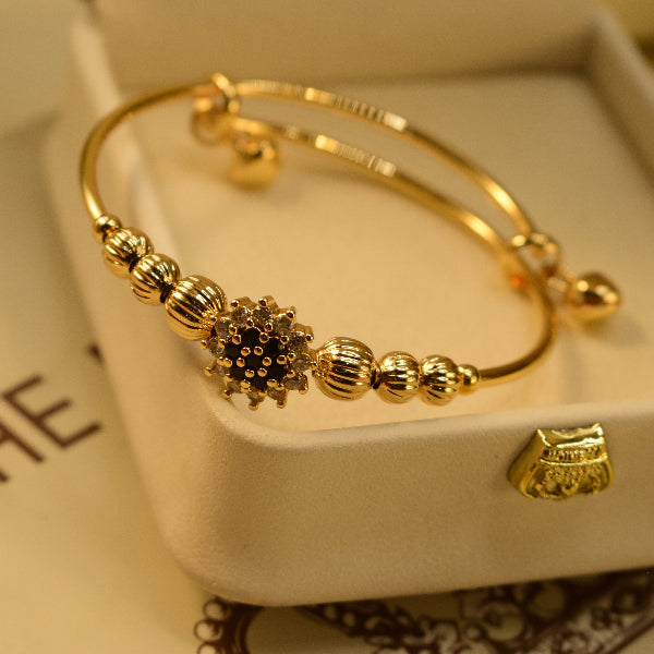 Stylish Unique Design Gold Plated Crystal Stones Bracelet for Kids