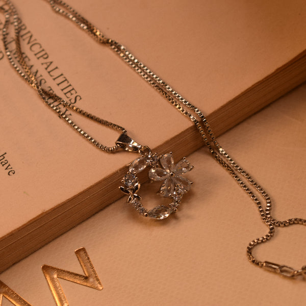 Beautiful Design Silver Plated Crystal Stones Pendant for Girls/Women