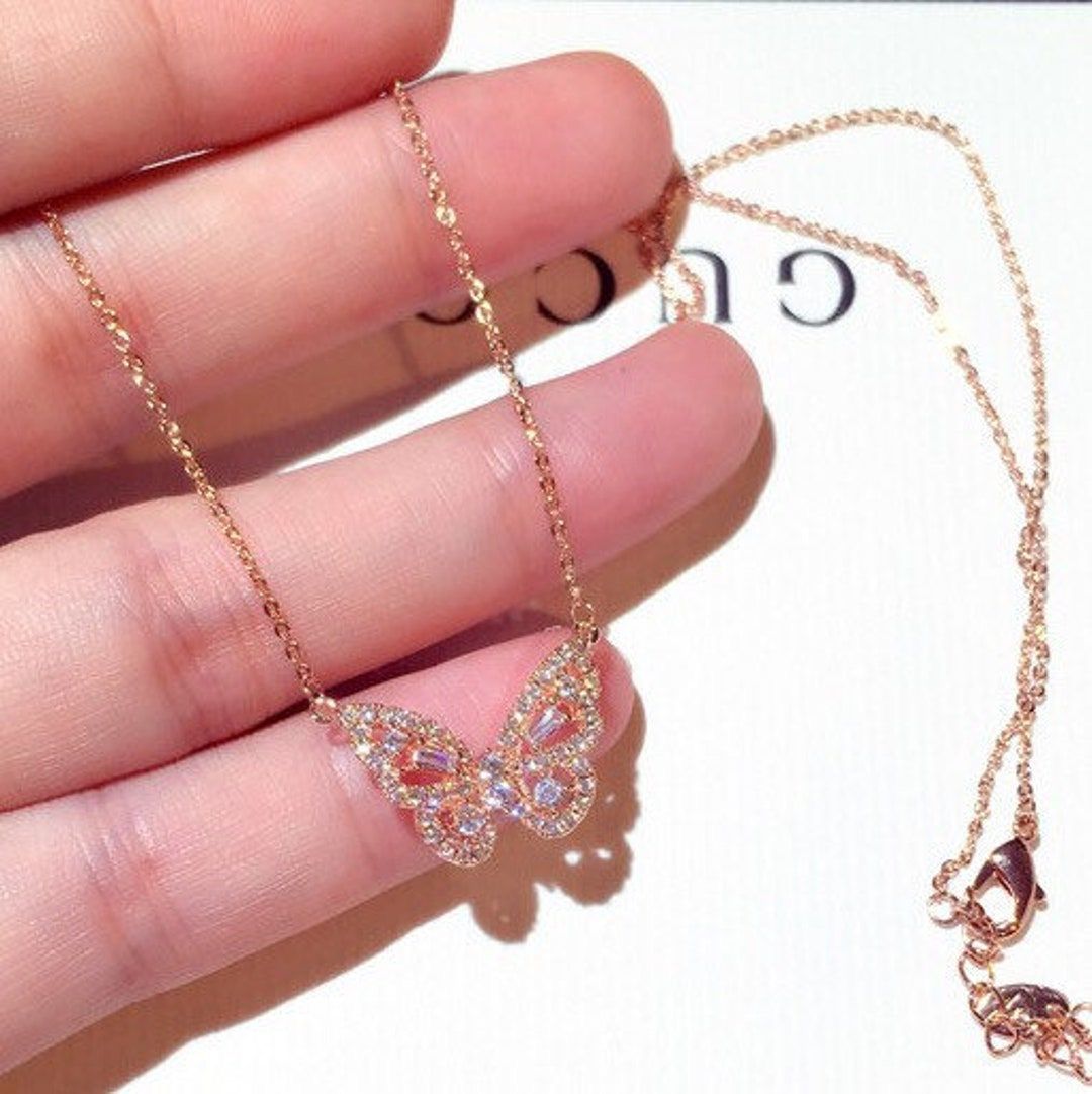 Elegant Design Gold Plated Crystal Stones Pendant for Girls/Women