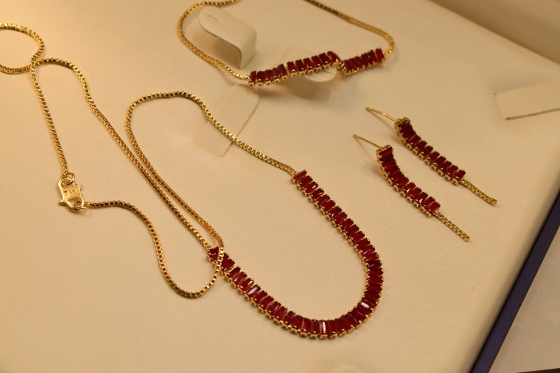 Elegant Stones Golden/Maroon Unique Design Necklace set for Girls/Women