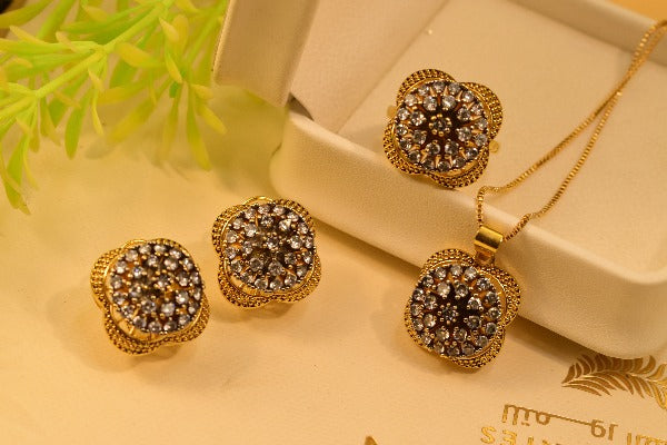 Stylish Real Stone Gold Plated Necklace Set for Girls/Women