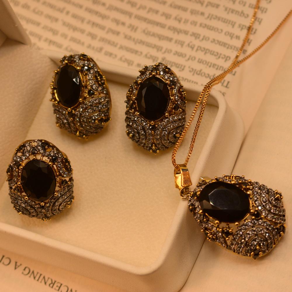 Luminous Stylish Gold Plated Real Stones Necklace Set for Girls/Women