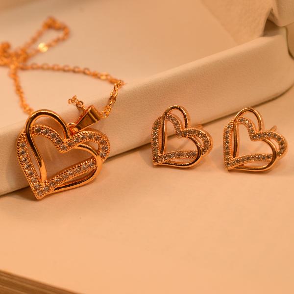 Luminous Heart Design Crystal Stones Gold Plated Necklace Set for Girls/Women