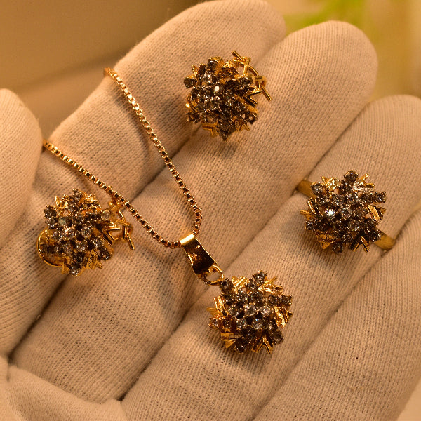 Stylish Design Gold Plated Real Stones Necklace Set for Girls/Women