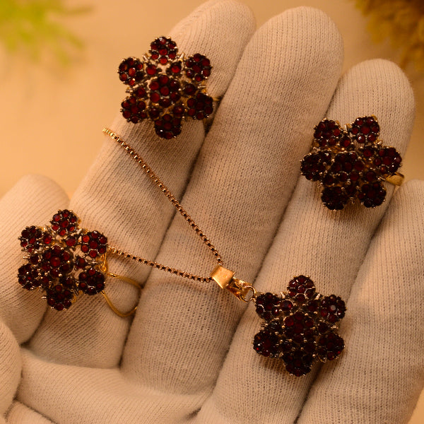 Elegant Flower Design Gold Plated Real Stones Necklace Set for Girls/Women