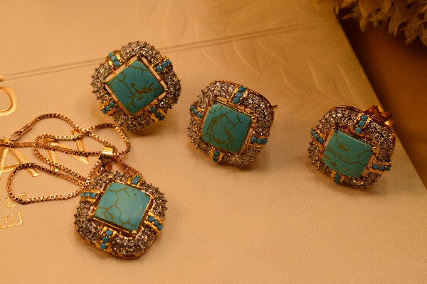 Luxury Unique Design Gold Plated Crystal Stones Necklace Set for Girls/Women