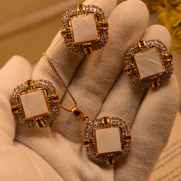 Luxury Unique Design Gold Plated Crystal Stones Necklace Set for Girls/Women