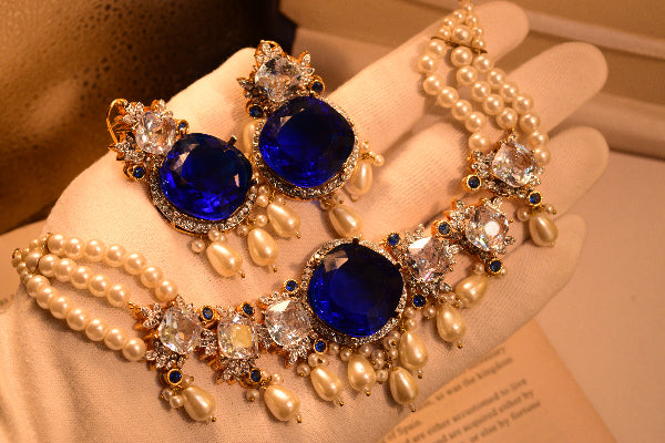 Sparkling Unique Design Gold Plated Real Stones Necklace Set for Girls/Women