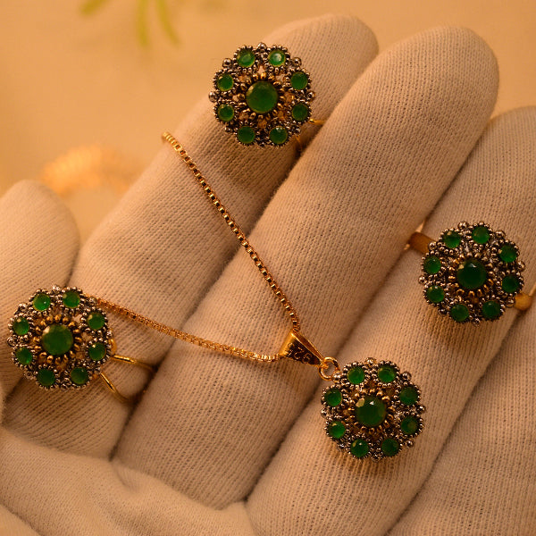 Glamorous Design Gold Plated Crystal Stones Necklace Set for Girls/Women