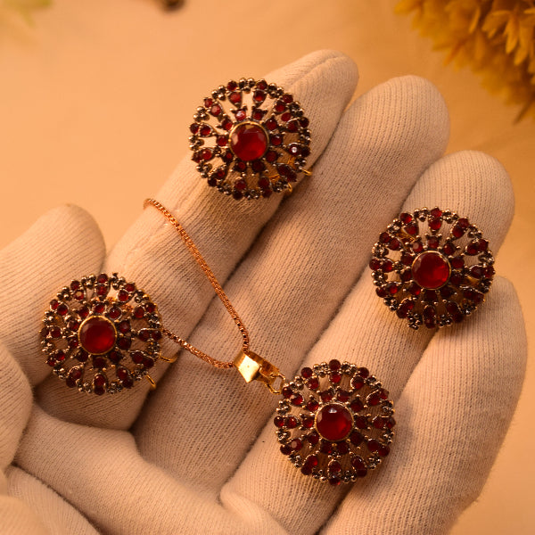 Fancy Design Gold Plated Crystal Stones Necklace Set for Girls/Women