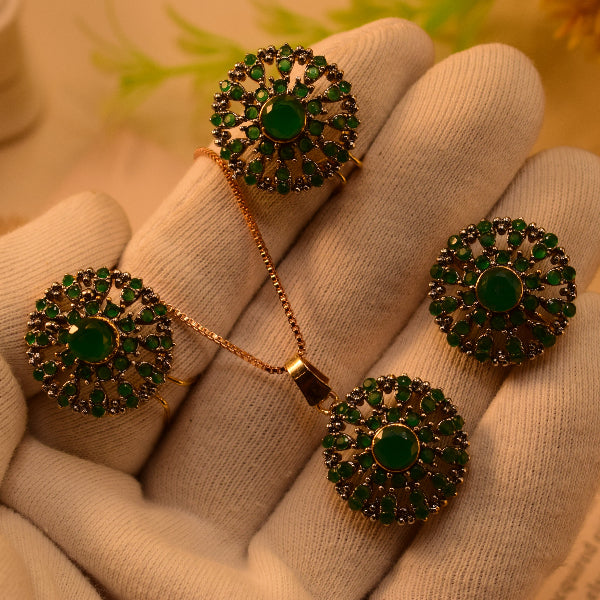 Fancy Design Gold Plated Crystal Stones Necklace Set for Girls/Women