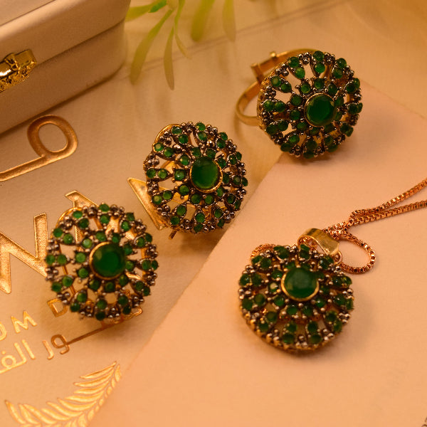 Fancy Design Gold Plated Crystal Stones Necklace Set for Girls/Women