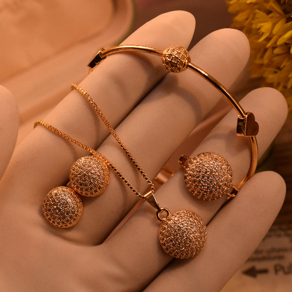 Beautiful Design Crystal Stones Necklace Set and Bracelet for Girls/Women