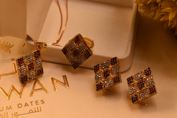 Charming Design Gold Plated Crystal Stones Necklace Set for Girls/Women