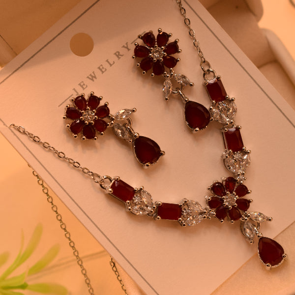 Glamorous Design Silver Plated Crystal Stones Necklace Set for Girls/Women