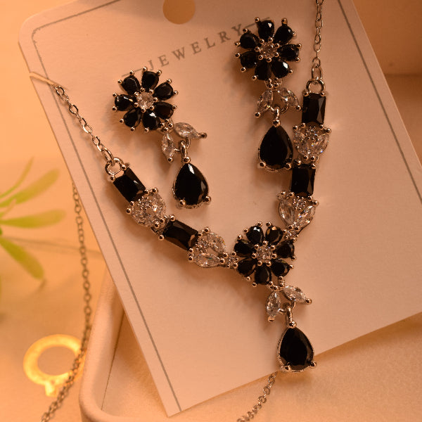 Glamorous Design Silver Plated Crystal Stones Necklace Set for Girls/Women