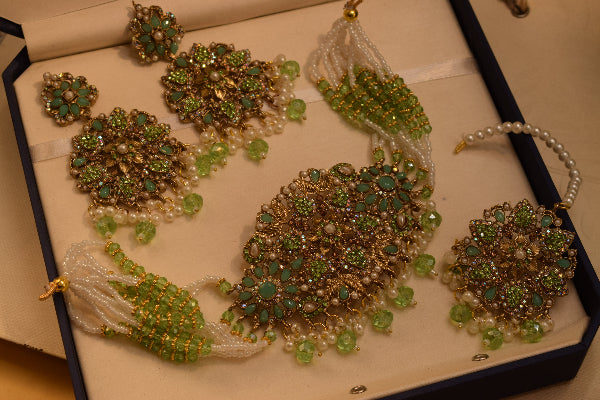 Luminous Design Gold Plated Real Stones Necklace Set for Girls/Women