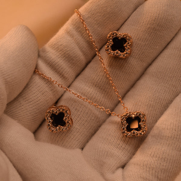 Elegant Design Gold Plated Crystal Stones Necklace Set for Girls/Women