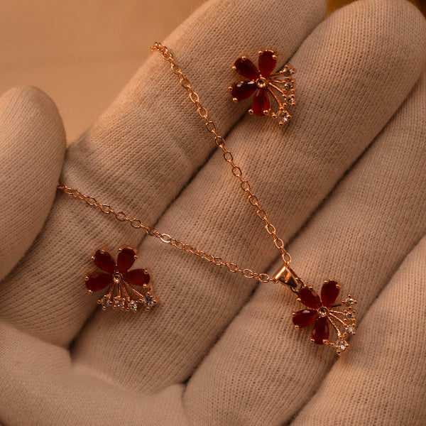 Stylish Design Gold Plated Crystal Stones Necklace Set for Girls/Women