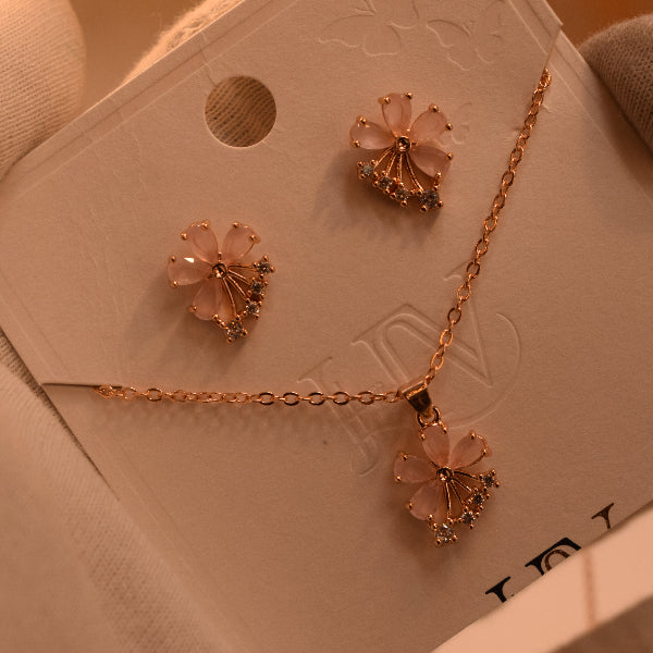 Stylish Design Gold Plated Crystal Stones Necklace Set for Girls/Women