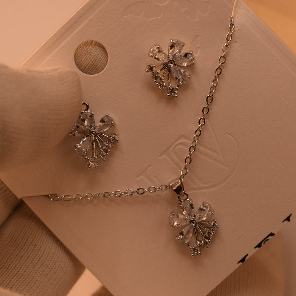 Luminous Design Silver Plated Crystal Stones Necklace Set for Girls/Women