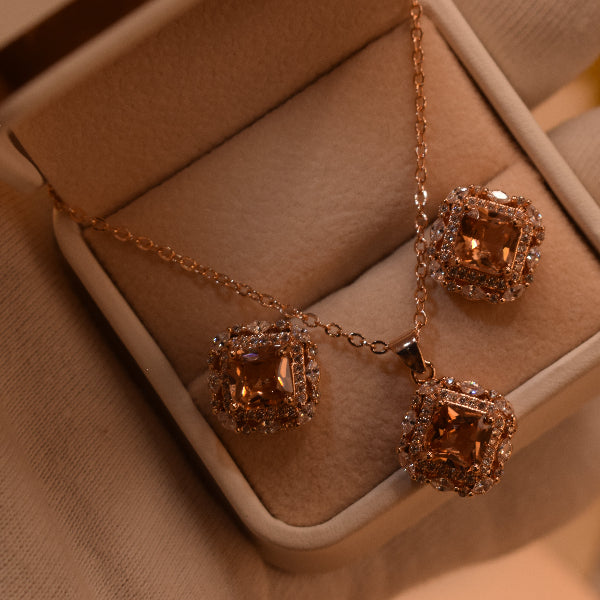 Charming Design Gold Plated Crystal Stones Necklace Set for Girls/Women