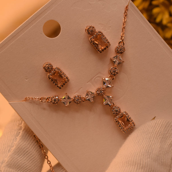 Dazzling Design Gold Plated Crystal Stones Necklace Set for Girls/Women