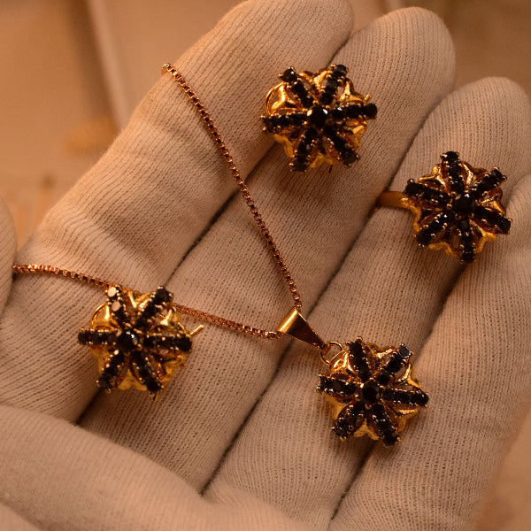Fancy Design Gold Plated Crystal Stones Necklace Set for Girls/Women
