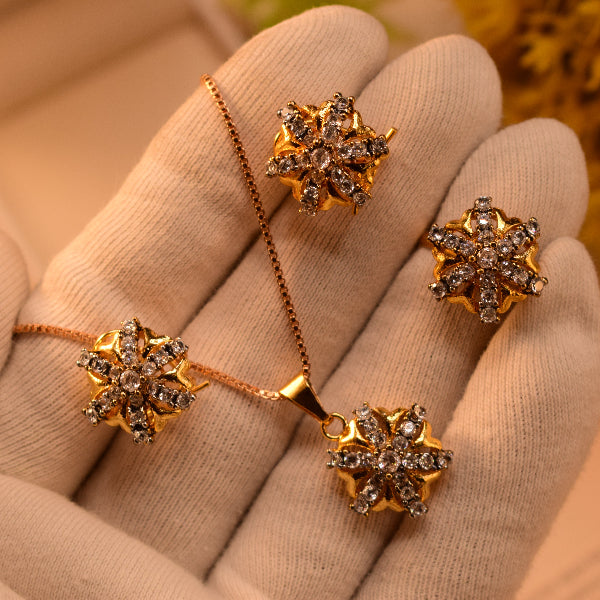 Fancy Design Gold Plated Crystal Stones Necklace Set for Girls/Women