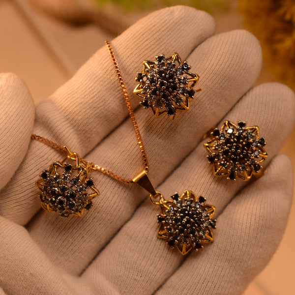 Beautiful Design Gold Plated Crystal Stones Necklace Set for Girls/Women