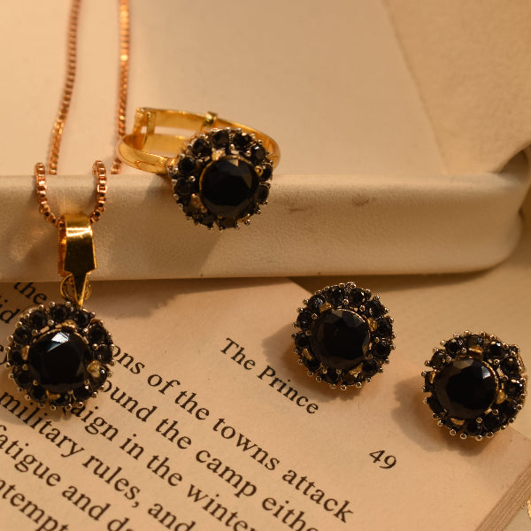 Dazzling Design Gold Plated Crystal Stones Necklace Set for Girls/Women