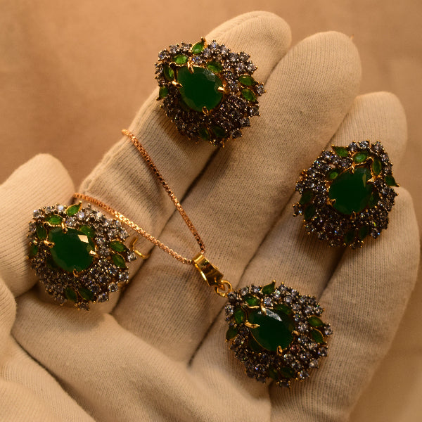 Beautiful Design Gold Plated Crystal Stones Necklace Set for Girls/Women