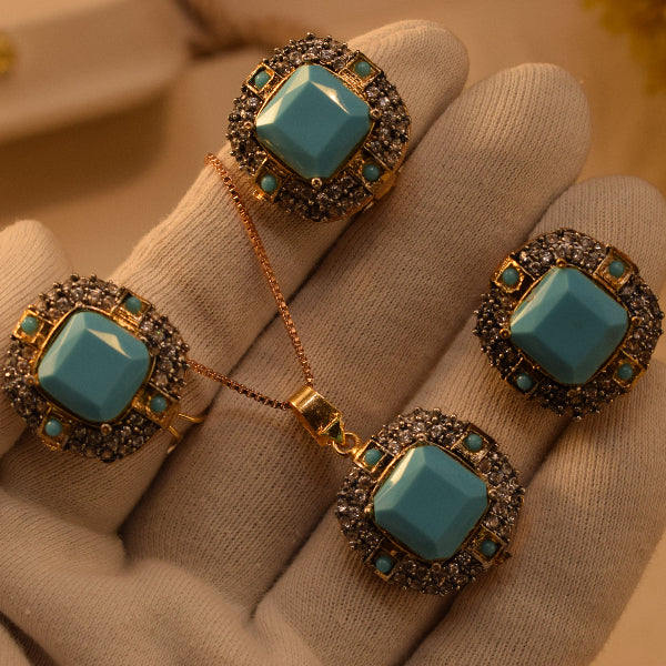 Gorgeous Design Gold Plated Crystal Stones Necklace Set for Girls/Women