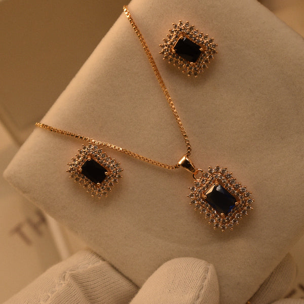 Beautiful Design Gold Plated Crystal Stones Necklace Set for Girls/Women
