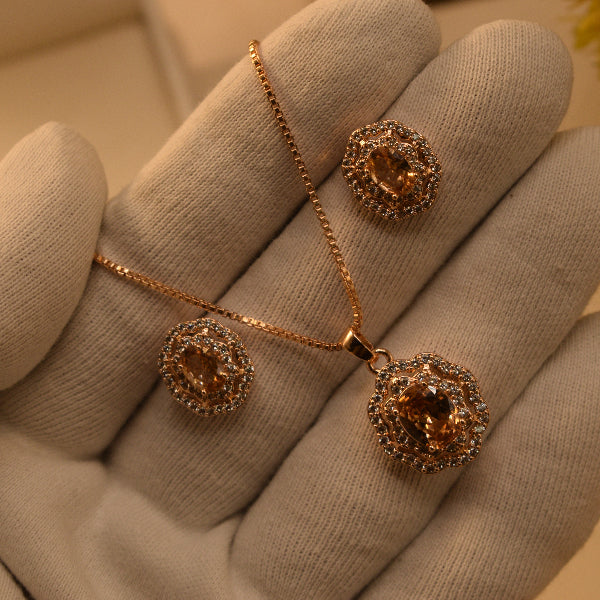 Luxury Design Gold Plated Crystal Stones Necklace Set for Girls/Women