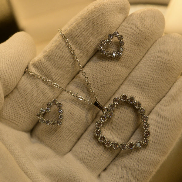 Gorgeous Unique Design Gold Plated Crystal Stones Necklace Set for Girls/Women