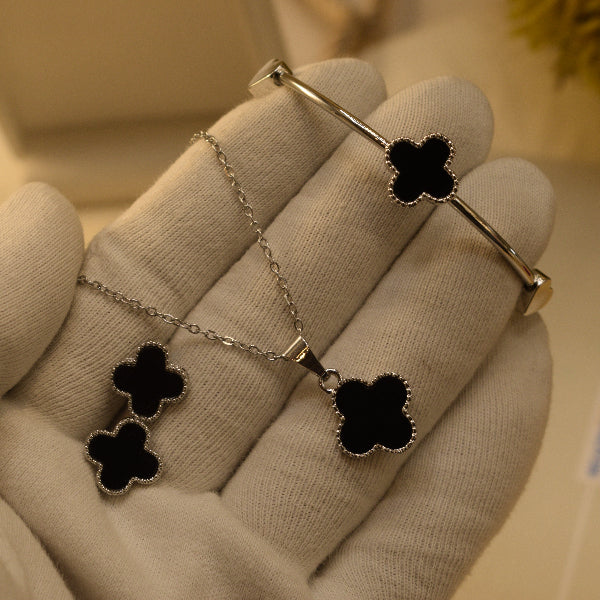 Sparkling Unique Design Silver Plated Necklace Set with Bracelet for Girls/Women