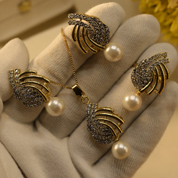 Sparkling Design Gold Plated Crystal Stones Necklace Set for Girls/Women