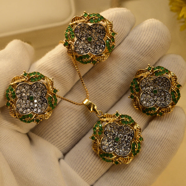 Sparkling Design Gold Plated Crystal Stones Necklace Set for Girls/Women