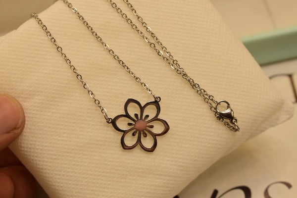 Fancy Flower Design Crystal Silver Pendant for Girls/Women