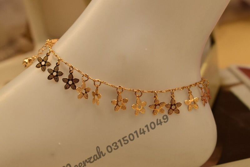 Beautiful Golden Star Anklet for Girls/Women