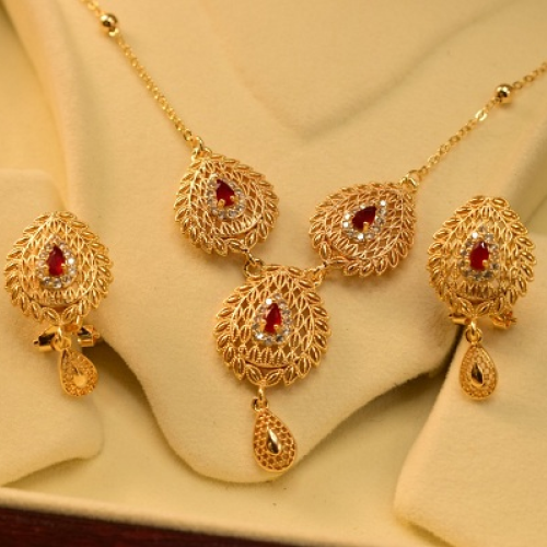 Antique Maroon Stylish Golden Necklace Sets for Girls/Women