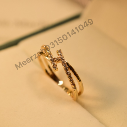 Stylish Crystal Stone Gold Plated Ring for Girls/Women